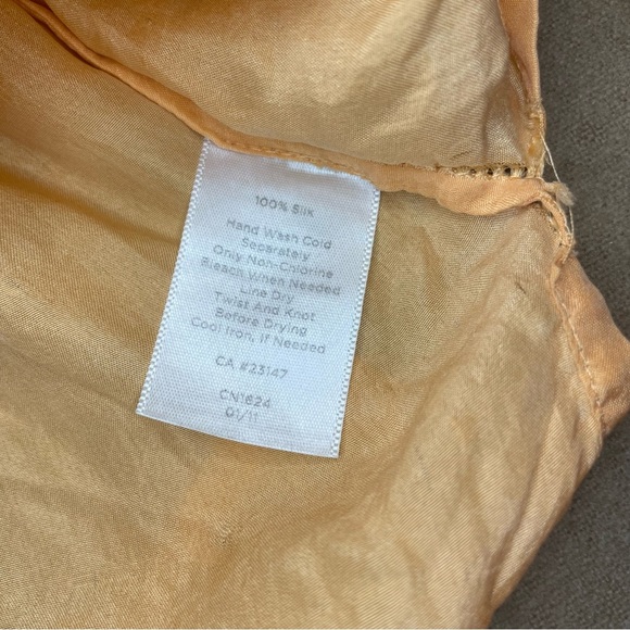 Talbots Petites 100% Silk Short Puffed Sleeve Blouse Size Small - Picture 6 of 10